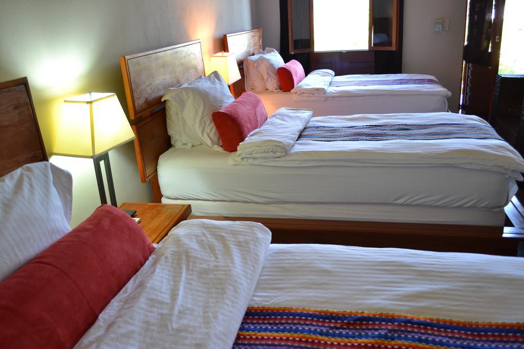Soma Surf Resort Tola Habitación foto