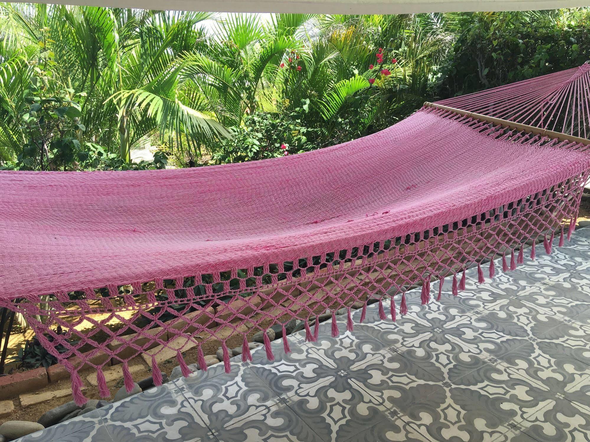 Soma Surf Resort Tola Exterior foto